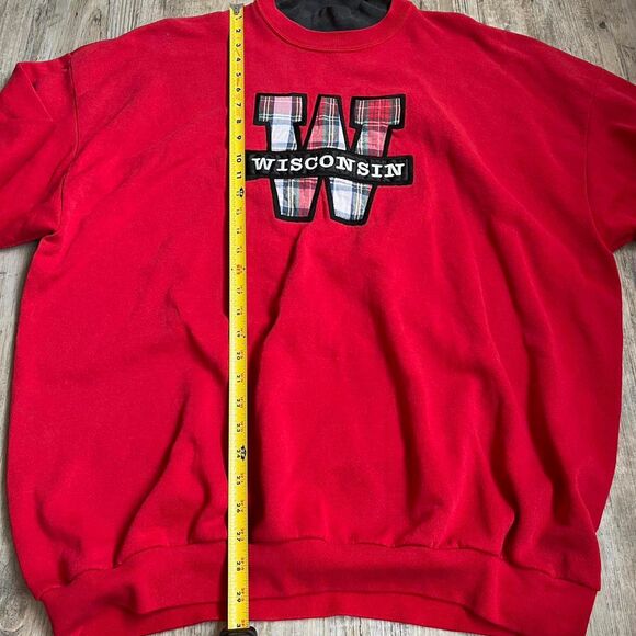 J. Macinally's Sweatshirt Wisconsin Vintage Women's XL Red Patch - Picture 6 of 8